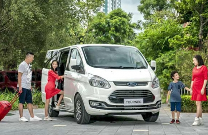 Lịch bảo dưỡng định kỳ và chi phí của Ford Tourneo